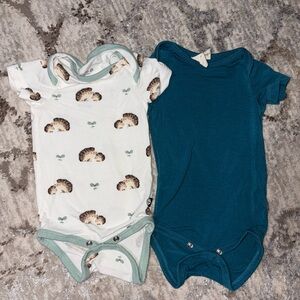 Kyte BABY bodysuits (baby list exclusive hedgehog print and teal)